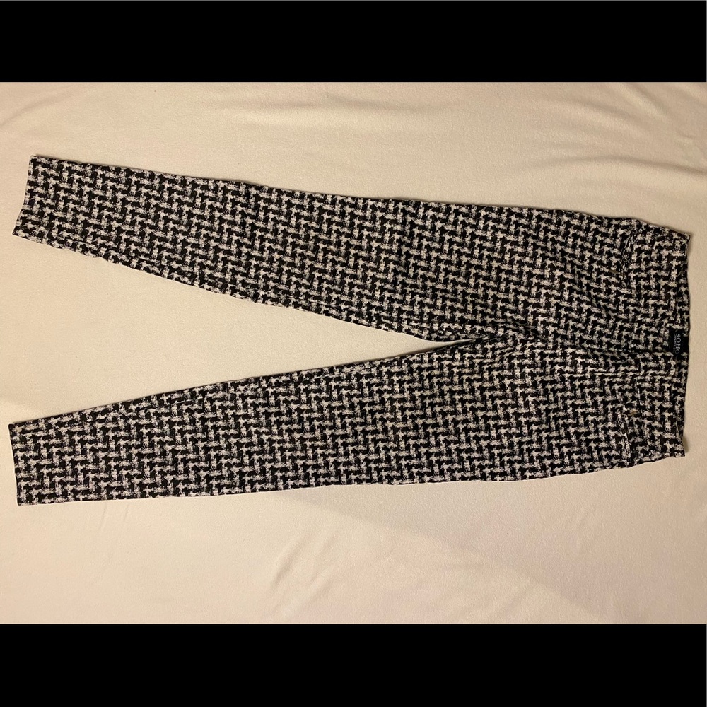 Pants stretch